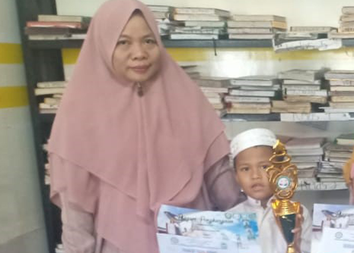 Terbaik 2 Peragaan Shalat Fasi ke XIII Terbaik 2 Peragaan Shalat Fasi ke XIII