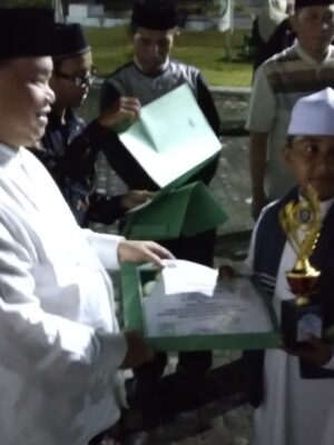 Juara Harapan 3 Lomba Adzan Juara Harapan 3 Lomba Adzan