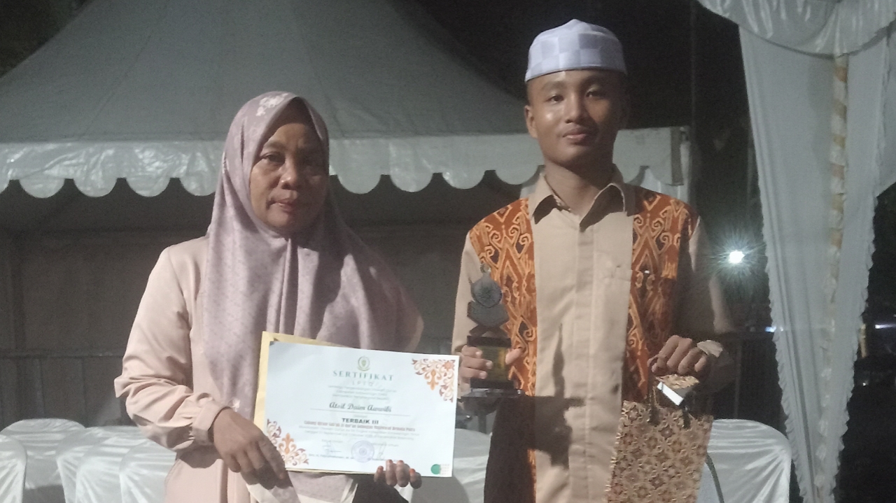 Terbaik III Qiraat Sab'ah Mujawwad Remaja Terbaik III Qiraat Sab'ah Mujawwad Remaja