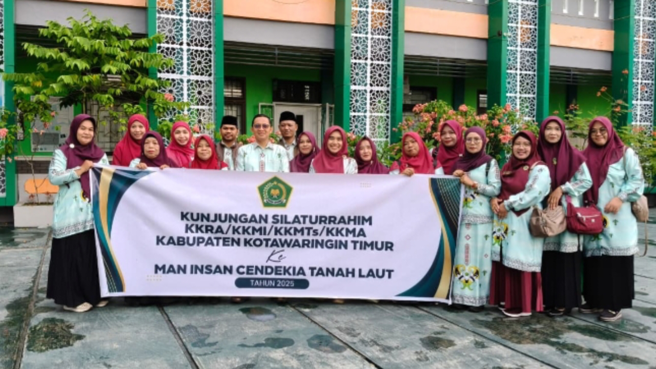 Tingkatkan Mutu Pendidikan, Rombongan Kepala Madrasah Lintas Jenjang Gelar Studi Tiru ke Banjarmasin-Banjarbaru